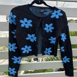 Forever21 Floral Button Up Sweater/ Medium